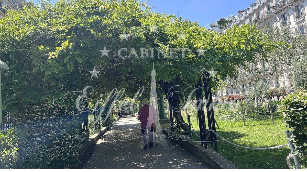 Annonce Cabinet EIFFEL IMMO - Luxe & Prestige